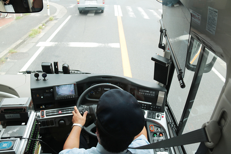 試乗のドライバーを務めた京成バス 奥戸営業所の柳橋利勝氏