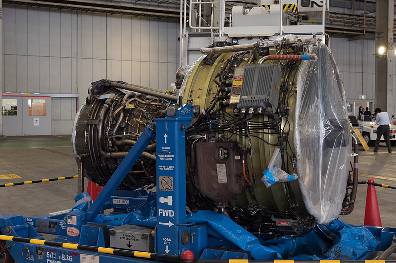 除雪車やカウルが外されたエンジンの展示も