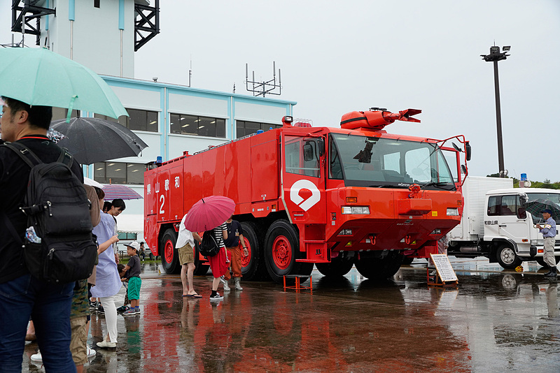 空港の大型化学消防車