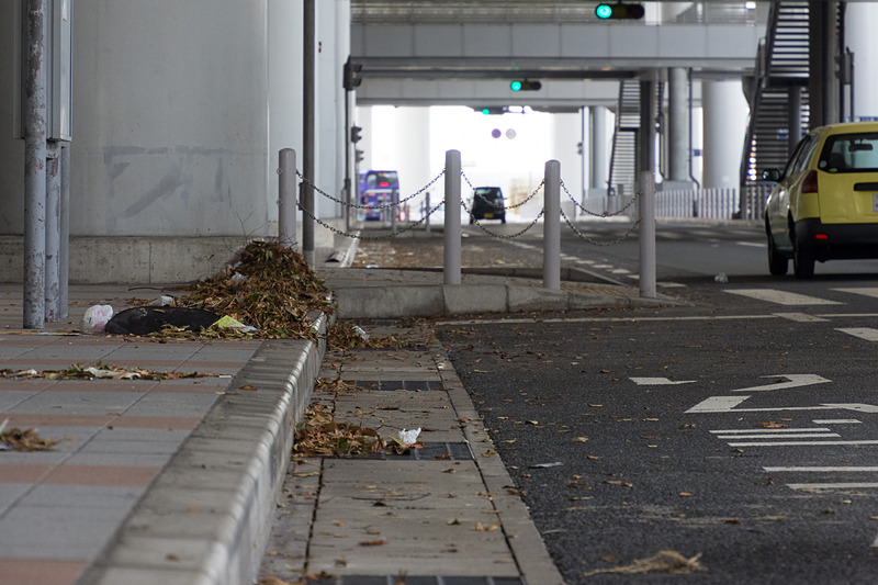 第1ターミナル前の空港内道路