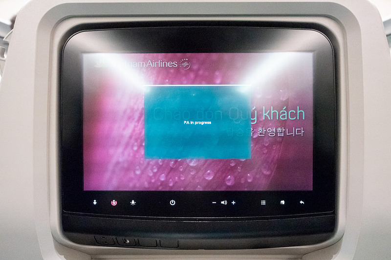 エコノミークラスのシートモニター
