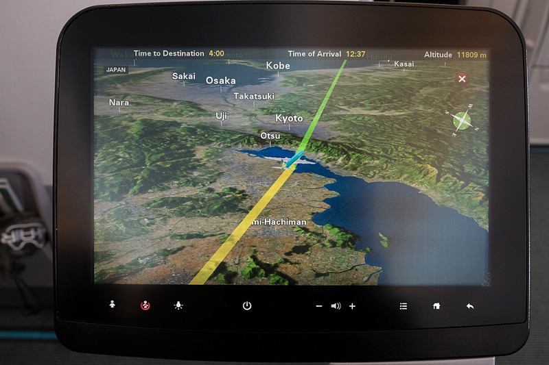 マップは3Dのリッチな表示だが、インタラクティブではないので切り替わる表示を眺めるだけになる