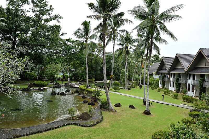 敷地内の池はシャコ貝のプランテーションセンターにもなっている