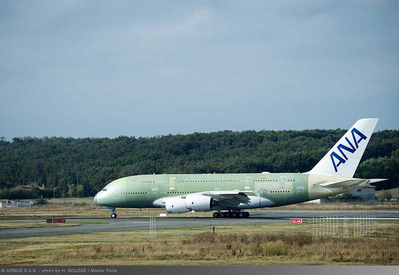 このあとハンブルクで客室設備の装着と塗装の準備を行なう