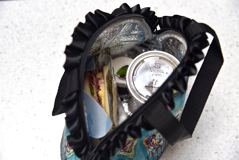 底の部分が広くセットが余裕で入る