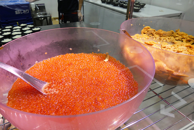 牛タンにいくら！　ビジュアルからしてもうたまりません