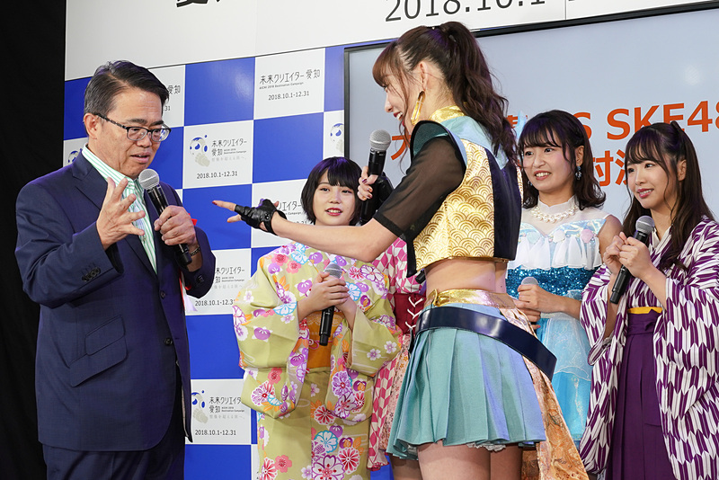 代表で須田さんが大村知事と1日副知事をかけてジャンケン