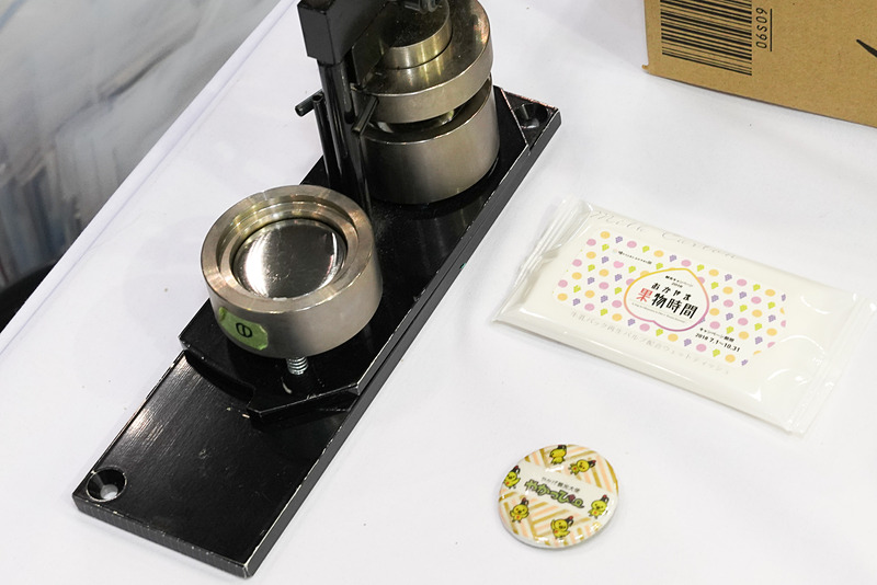 マスキングテープを使った缶バッジ製作体験