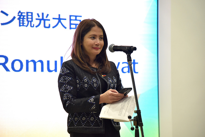 フィリピン政府観光省 大臣のベルナデット・ロムロ・プヤット氏が現在のボラカイ島の状況を報告