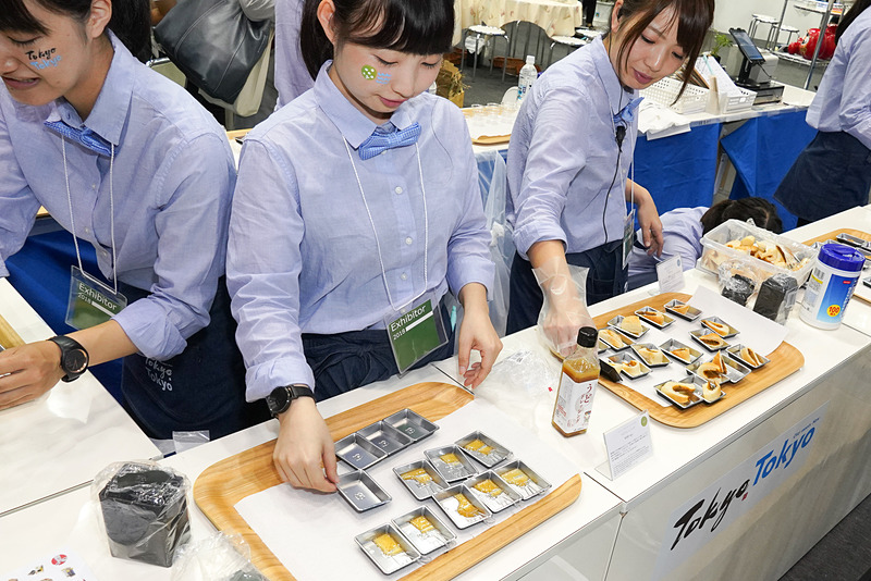 ワークショップや試食が豊富に行なわれている