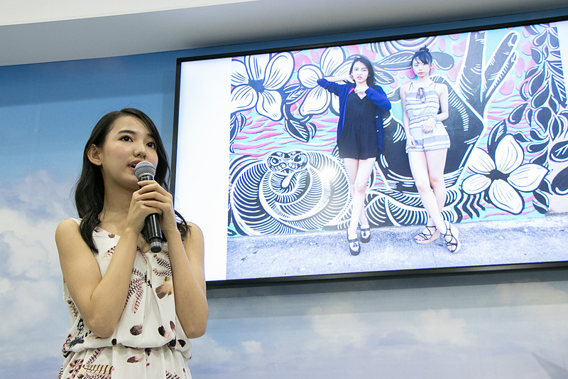 グアムの思い出を語る黒木麗奈さん