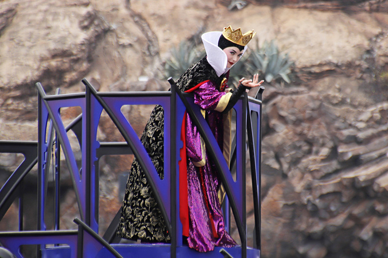 白雪姫の悪役「ウィックド・クイーン」