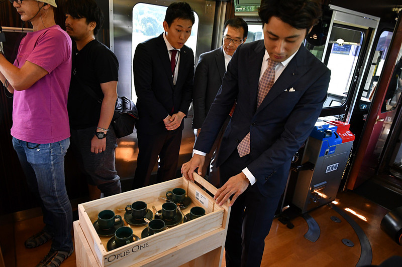 食後のコーヒーのサービス