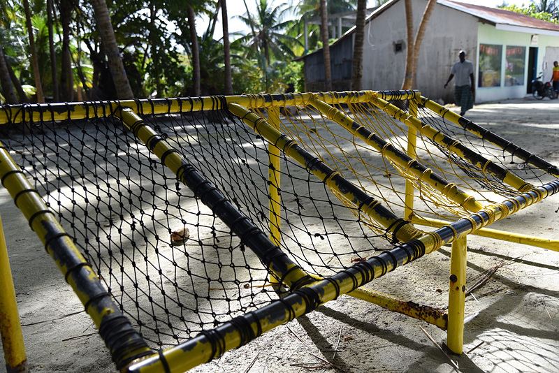 Joaliと呼ばれるモルディブの伝統的なイスに座って住民気分でくつろぐことも