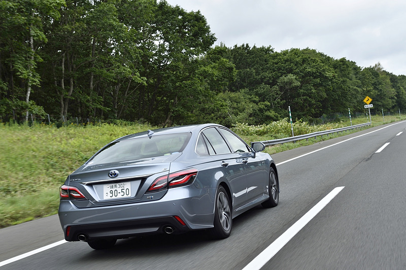 全車速追従の「レーダークルーズコントロール」、「レーントレーシングアシスト」など最新のToyota Safety Senseを搭載