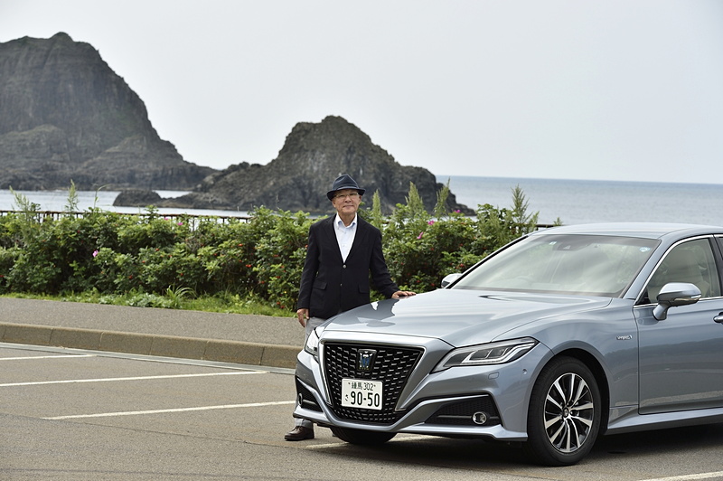 神威岬には大きな駐車場がある