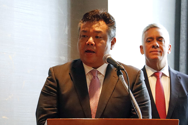 ザ・リッツ・カールトン・レジデンス ワイキキビーチ アジアセールス ディレクター ジョン・ウシジマ氏