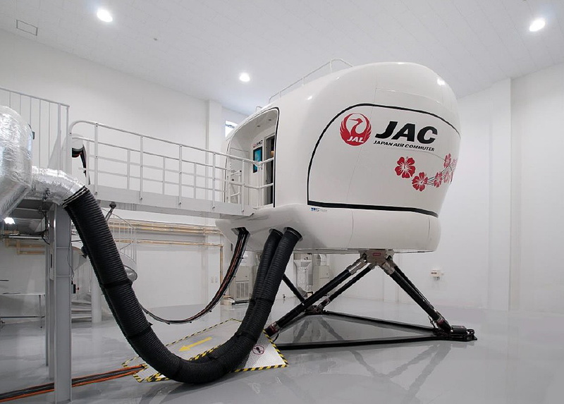 ATRのフルフライトシミュレータを見学できる