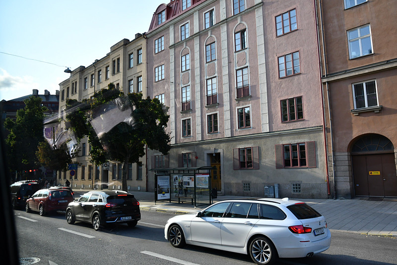 ストックホルムの街に入ってきた。まだまだ陽は沈む気配がない