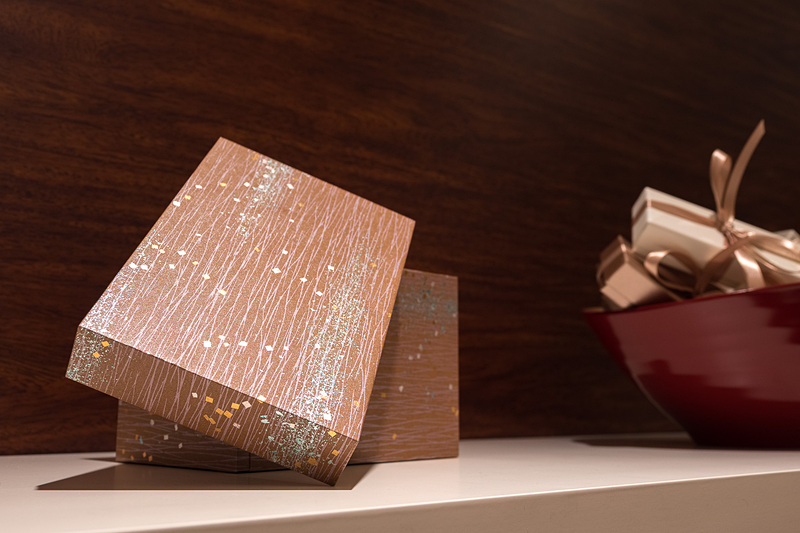 米国のお店で扱っているギフト用の桐の箱