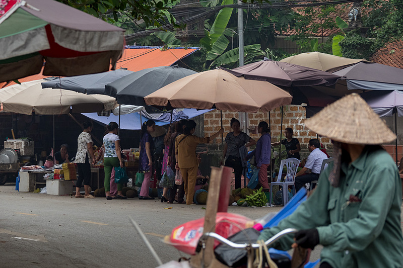 ミア・マーケット周辺。地元の人たちの生活を垣間見られる