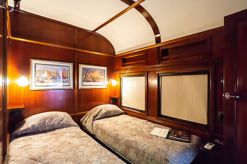 プルマン・スイートの客室。ツインベッドタイプ