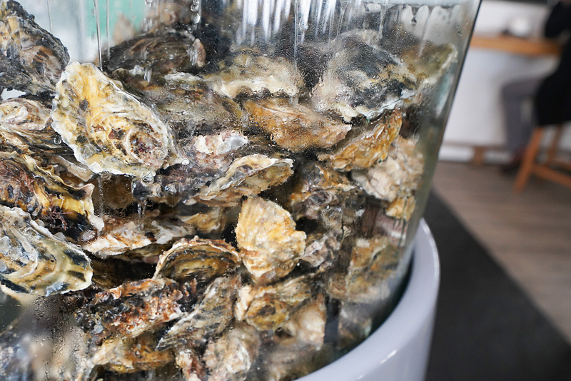 生ガキも用意されていた