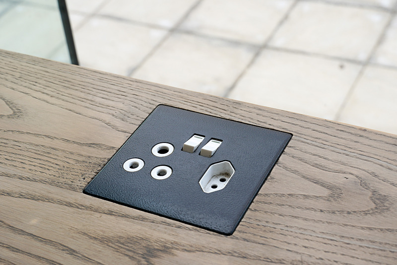 コンセントも用意されていた