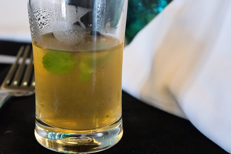 ウェルカムドリンクに……