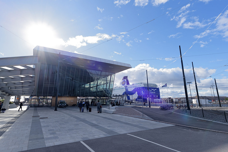 タリン行きの定期航路が就航しているヘルシンキ西港のターミナル