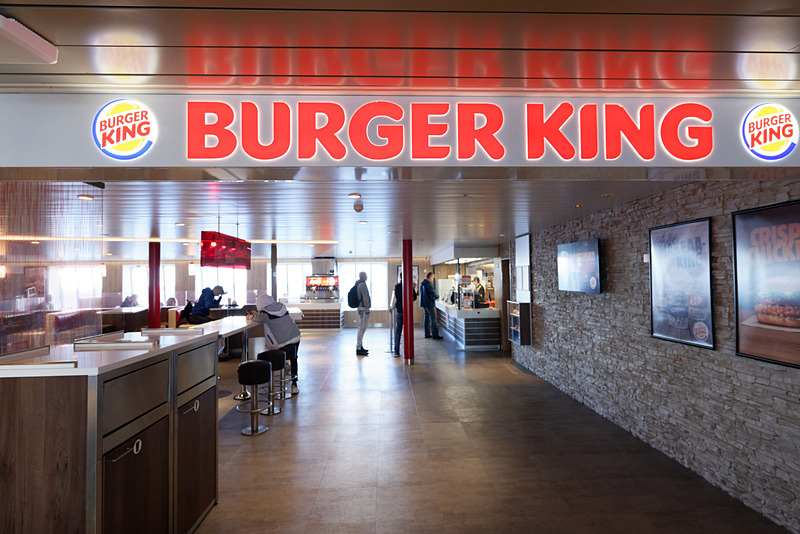 バーガーキングもテナントとして入居していた