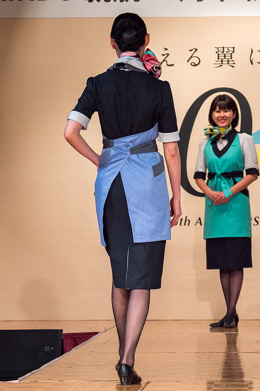 CAの女性/エプロンスタイル（ラベンダー＆グレー）