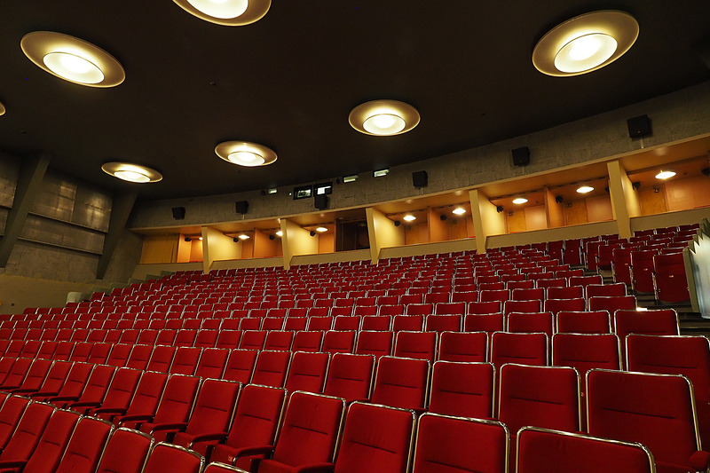 フィンランドでは珍しいボックス席のある映画館「Bio Rex」