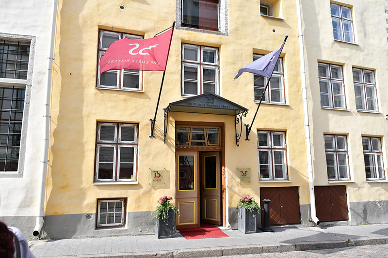 日本の天皇陛下が宿泊した「The Three Sisters Boutique Hotel」