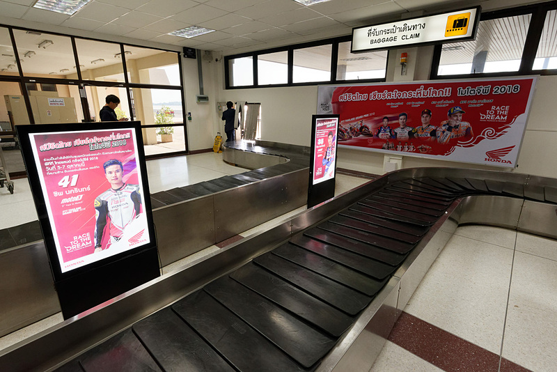 荷物を受け取る場所ですでにMotoGP感が満載