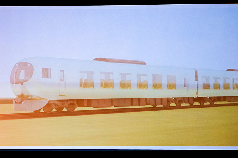 新型特急「Laview」のスケッチ