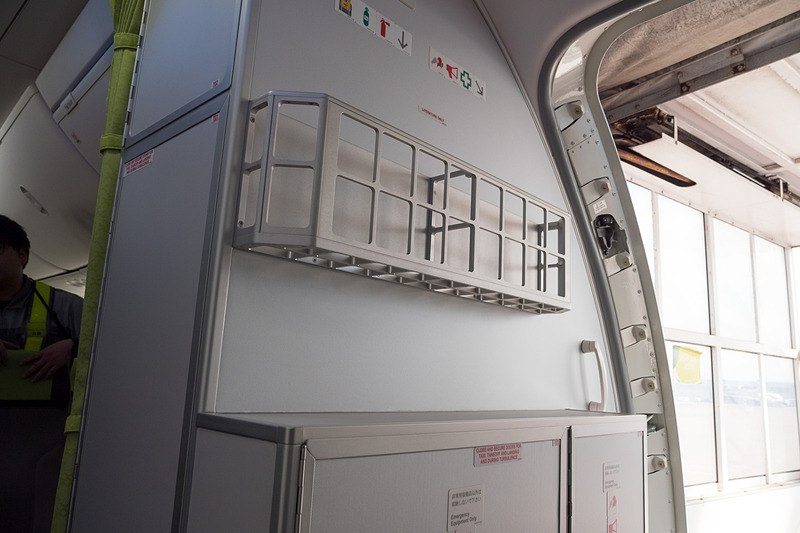 入り口のラック