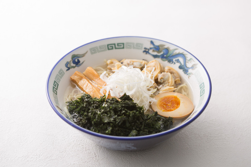 あさりらーめん 波市の「あさりとあおさの塩ラーメン」（850円）