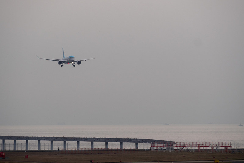 釜山発のKE753便がセントレアに到着