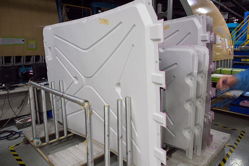 貨物室ドアの内側に貼られる化粧パネル