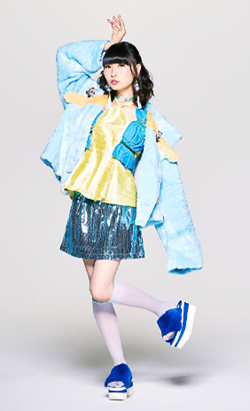 11月9日のメッツァビレッジの開業日にオープニングセレモニーを実施。でんぱ組.incの藤咲彩音さんが出席する