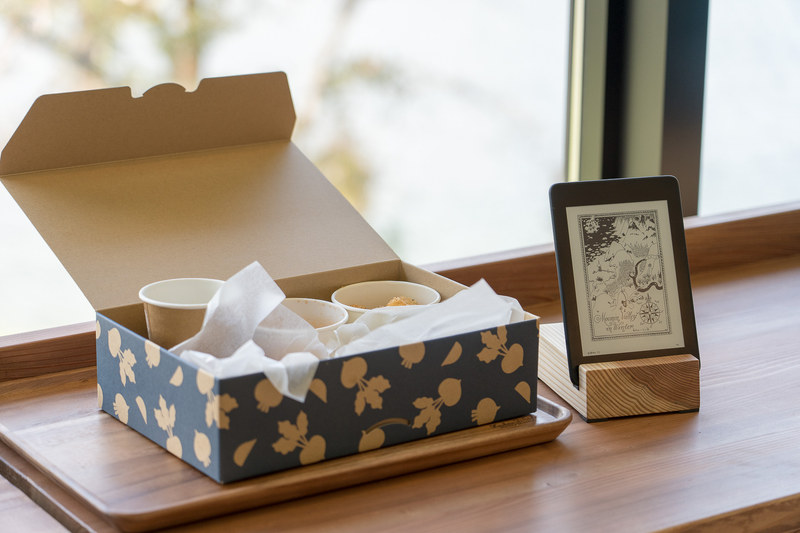 カフェレストラン「LAGOM（ラーゴム）」で、最新型のkindle Paperwhiteでムーミンの小説を読みながらのお食事はいかが？　LAGOMはスウェーデン語で“多すぎす少なすぎす、ちょうどいい”という意味なのだそう