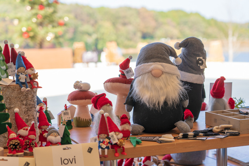 北欧のクリスマスマーケットを飯能でお手軽に楽しめちゃいます。とにかく雑貨が豊富。半オープンスペースなので開放的な気分で楽しめます