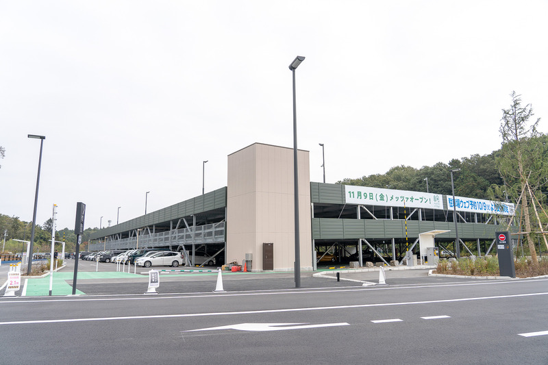 駐車場はWeb事前予約と時間貸しの2パターン。利用する曜日や時間帯によって使い分けてみて