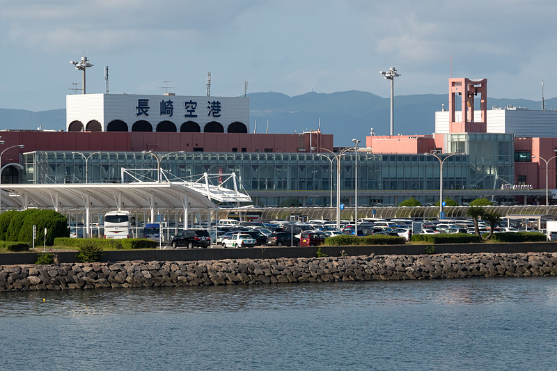 「陶器のまちHASAMI号」の就航セレモニーが行なわれた長崎空港