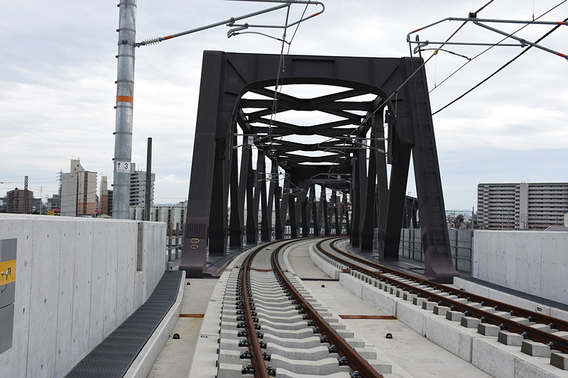 南吹田駅東側の神崎川橋梁