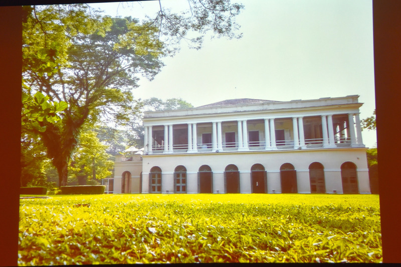 現在はハイティと呼ばれるいわゆるアフタヌンティーが楽しめるおしゃれな空間に