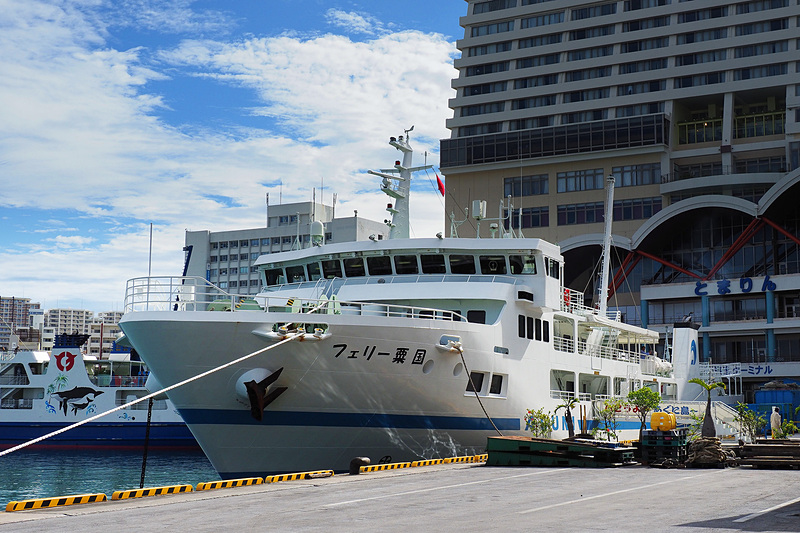 フェリー粟国