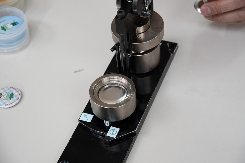 バッジ作りが楽しめる