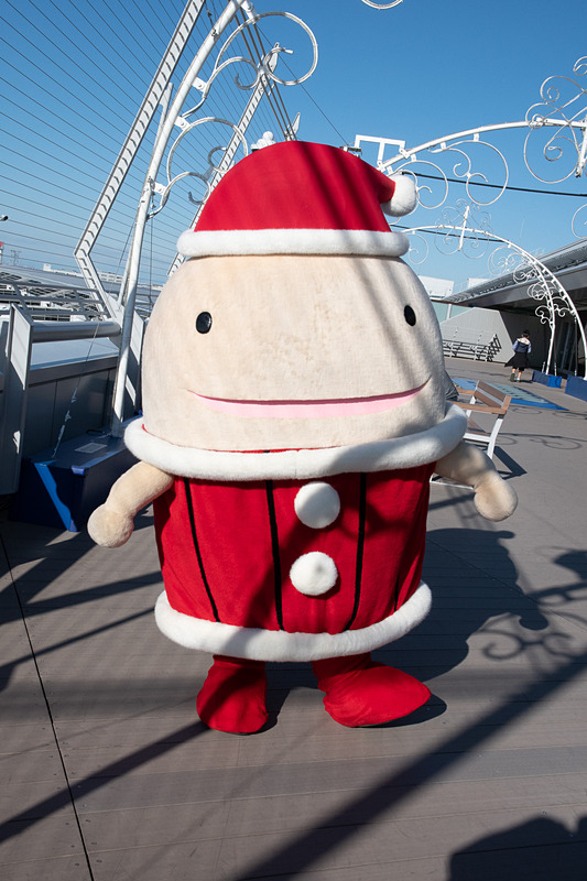 クリスマスバージョンの「なぞの旅人フー」もいた